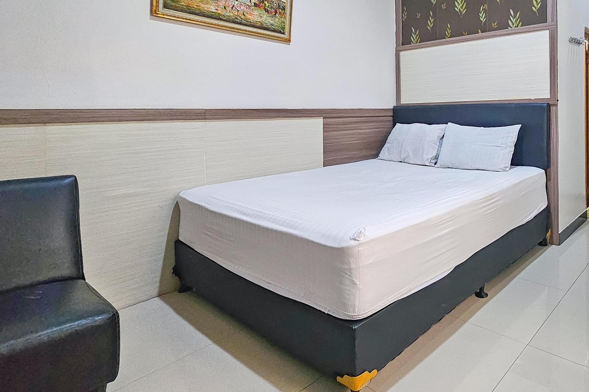 Wisma Brata Mitra Reddoorz Sukabumi Extérieur photo